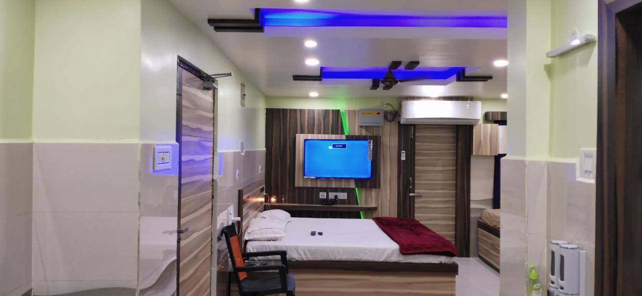 Ln Beach Homestay بوري الغرفة الصورة